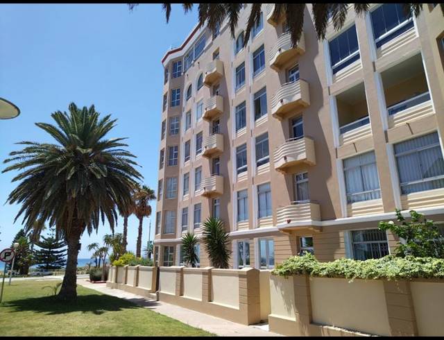 2 BEDROOM APARTMENT FOR SALE IN SUMMERSTRAND